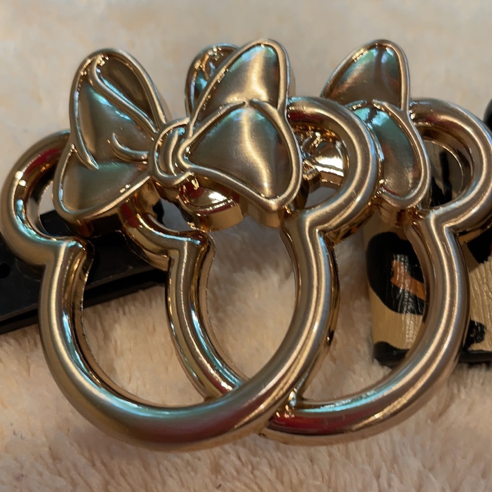 Disney Minnie Mouse Cheetah Print Belt - Size Medium - Picture 3 of 12